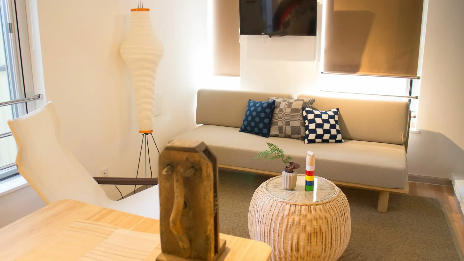 Aoca Sanno Apartment Of Contemporary Art Tokyo